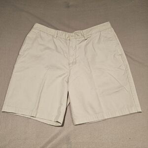 Vineyard Vines Men's Stone‎  Club Chino Shorts Size 38